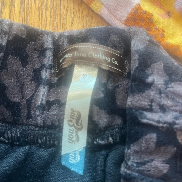 Matilda Jane Girls Size 10 Lot Dress Leggings Velvet Ruffles Halloween PJ Top - Picture 6 of 16